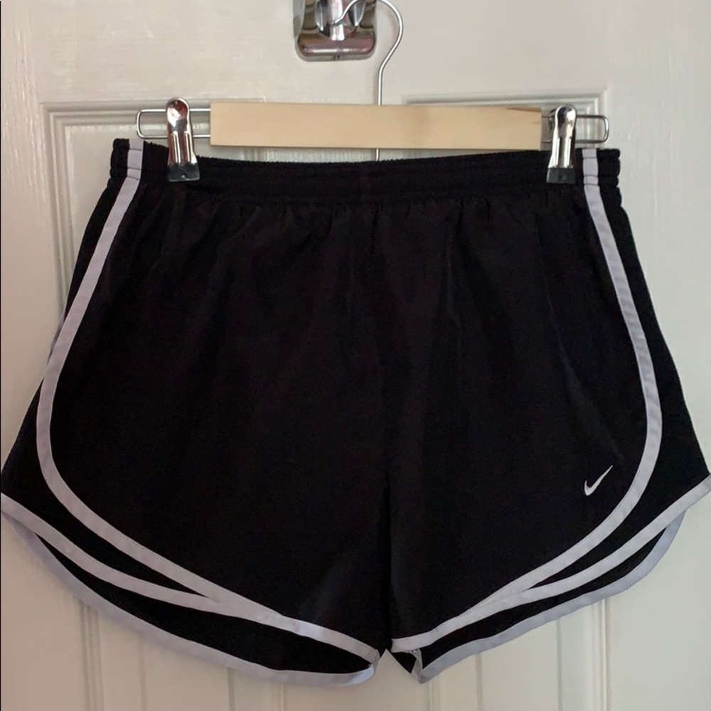 Nike Tempo Dry-Fit Shorts size Medium
